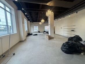 515 West Ave, Bridgeport, CT for lease Interior Photo- Image 2 of 5