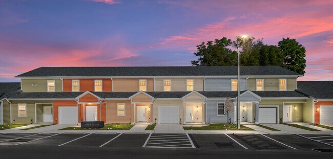 Plus de détails pour 1599 NW 29th Rd, Gainesville, FL - Multi-résidentiel à vendre