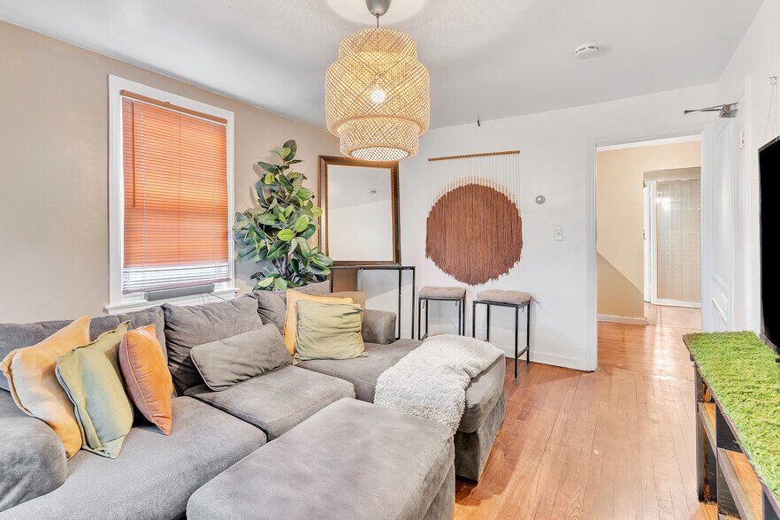 478 Fabyan Pl, Newark, NJ à vendre - Photo du bâtiment - Image 2 de 40