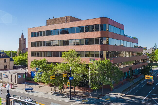 Plus de détails pour 255 17 Ave SW, Calgary, AB - Bureau à louer