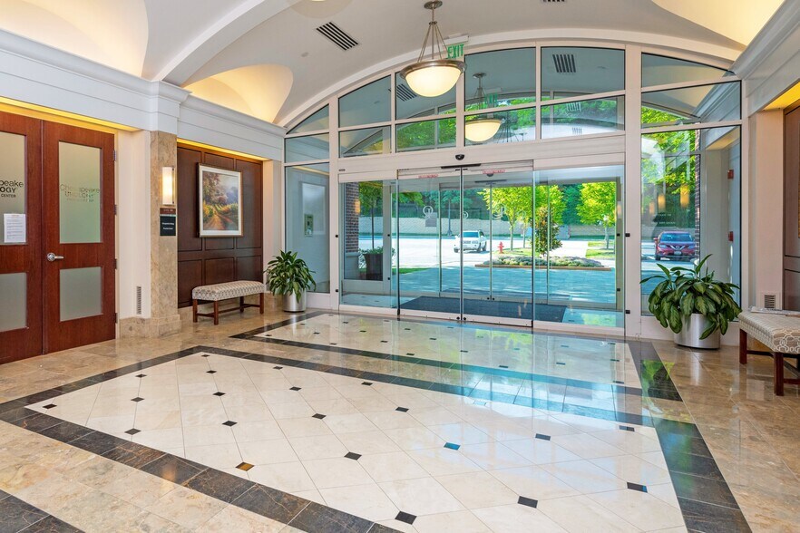 2800 Quarry Lake Dr, Baltimore, MD à louer - Hall d’entrée - Image 2 de 13