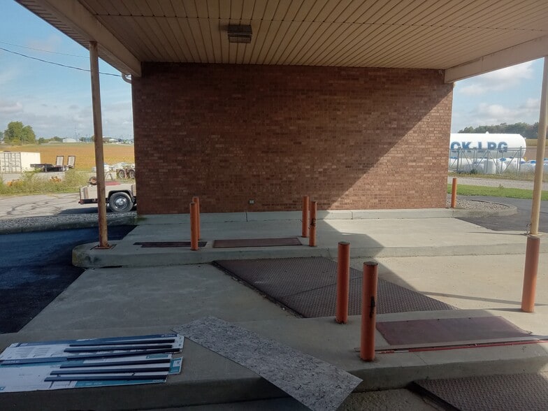 15045 US 224 rt, Attica, OH à vendre - Photo du bâtiment - Image 3 de 14