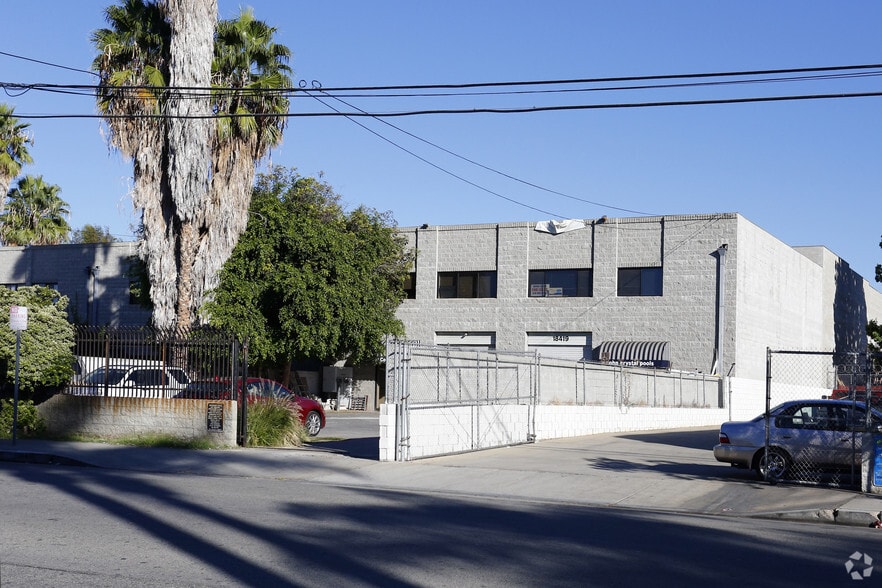 18419 Napa St, Northridge, CA for sale - Building Photo - Image 3 of 4