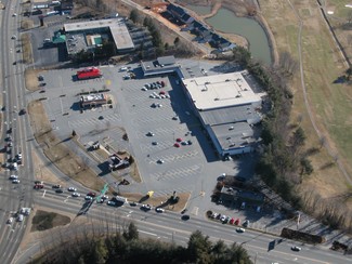 Plus de détails pour Wilkesboro Blvd, Lenoir, NC - Local commercial à louer