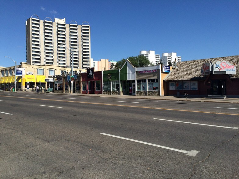 8625 109 St, Edmonton, AB à louer - Photo du bâtiment - Image 2 de 6