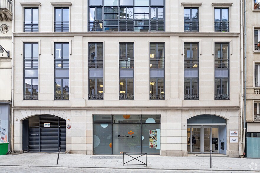 32 Rue René Boulanger, Paris à louer - Photo du bâtiment - Image 3 de 9