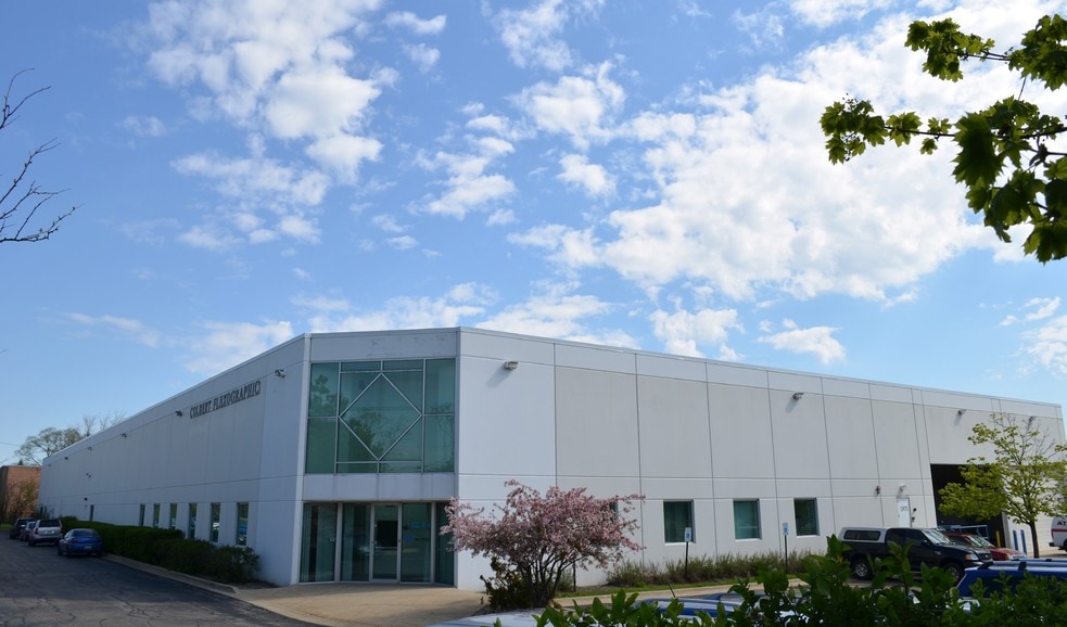 13970 W Polo Trail Dr, Lake Forest, IL for lease - Building Photo - Image 1 of 5