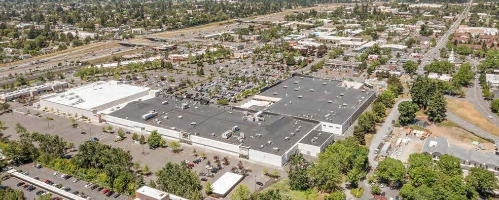 10100 SW Washington St, Portland, OR à louer - Photo du bâtiment - Image 2 de 6