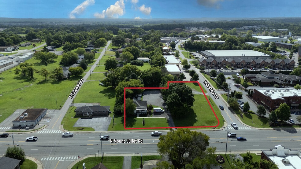 2323 N Mount Juliet Rd, Mt Juliet, TN for lease - Primary Photo - Image 1 of 4