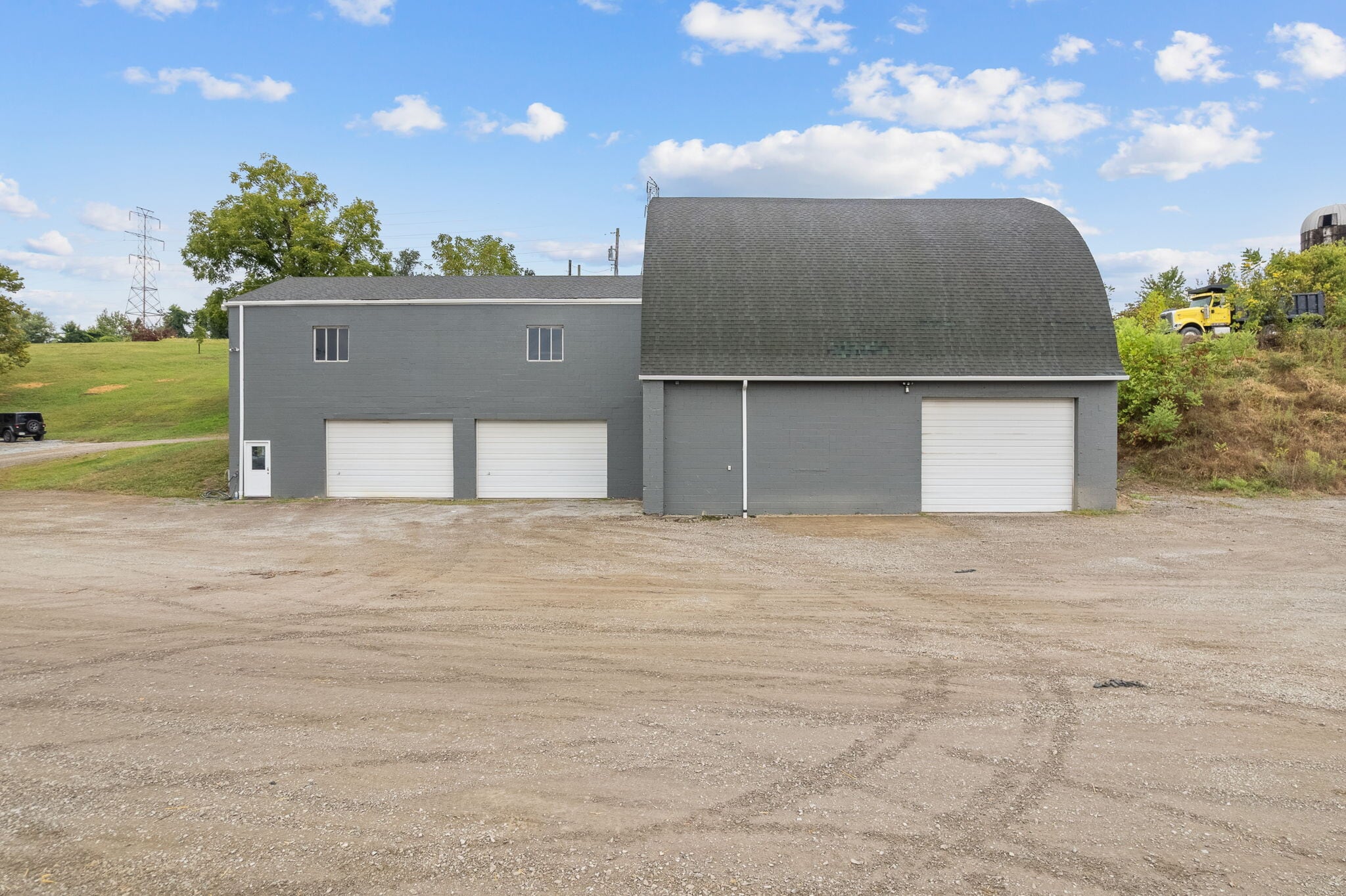 797 Carlton Dr, Bentleyville, PA for lease Building Photo- Image 1 of 29