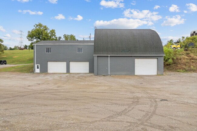 More details for 797 Carlton Dr, Bentleyville, PA - Industrial for Lease