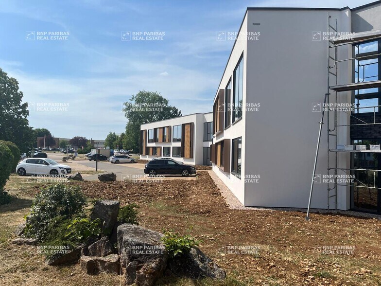 Office in Vandoeuvre-les-Nancy for lease - Building Photo - Image 3 of 18