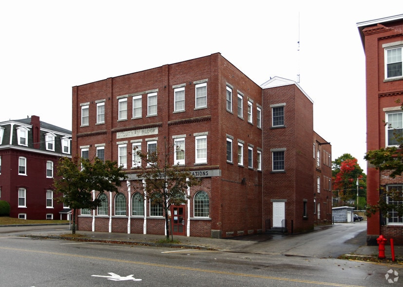 7 Central St, Farmington, NH for sale - Primary Photo - Image 1 of 5