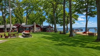 More details for 127 Oneida Dr, Houghton Lake, MI - Hospitality for Sale