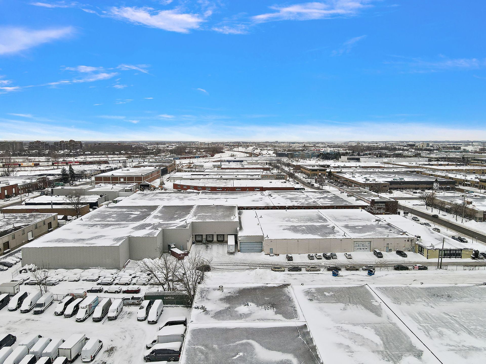 5660 Rue Ferrier, Mont-Royal, QC for lease Building Photo- Image 1 of 12