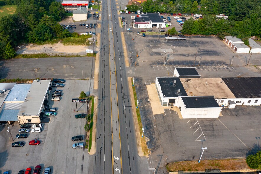 21575 Great Mills Rd, Lexington Park, MD à vendre - Photo du bâtiment - Image 2 de 11