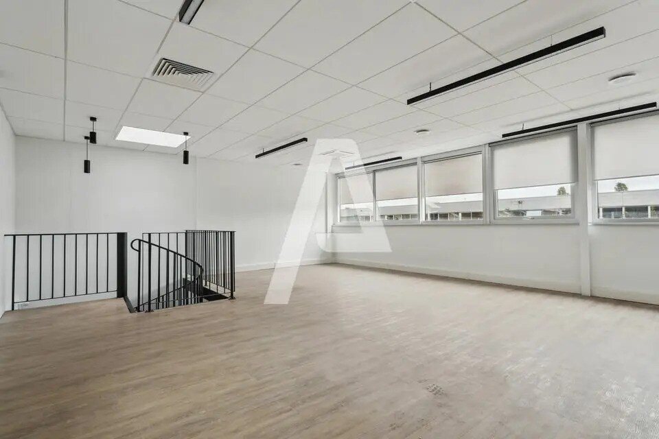 Industrial in Bonneuil-sur-Marne for lease Interior Photo- Image 1 of 9