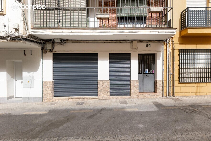 Calle Gras y Granollers, 16, Granada, Granada for sale - Building Photo - Image 3 of 15