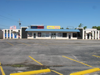 Plus de détails pour 2212-2220 NW Fort Sill Blvd, Lawton, OK - Vente au détail à vendre