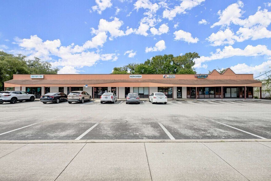 2900 S Nova Rd, South Daytona, FL à louer - Photo du bâtiment - Image 1 de 16