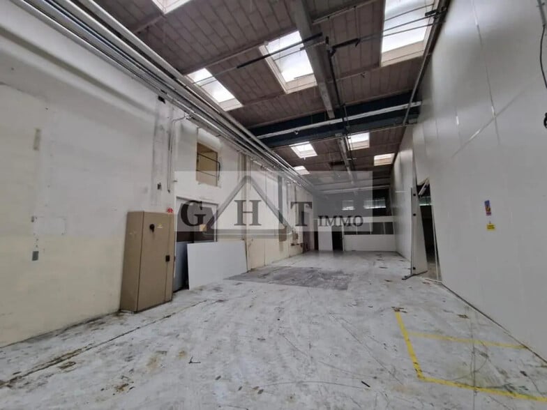 Industrial in Bezons for lease - Interior Photo - Image 3 of 10