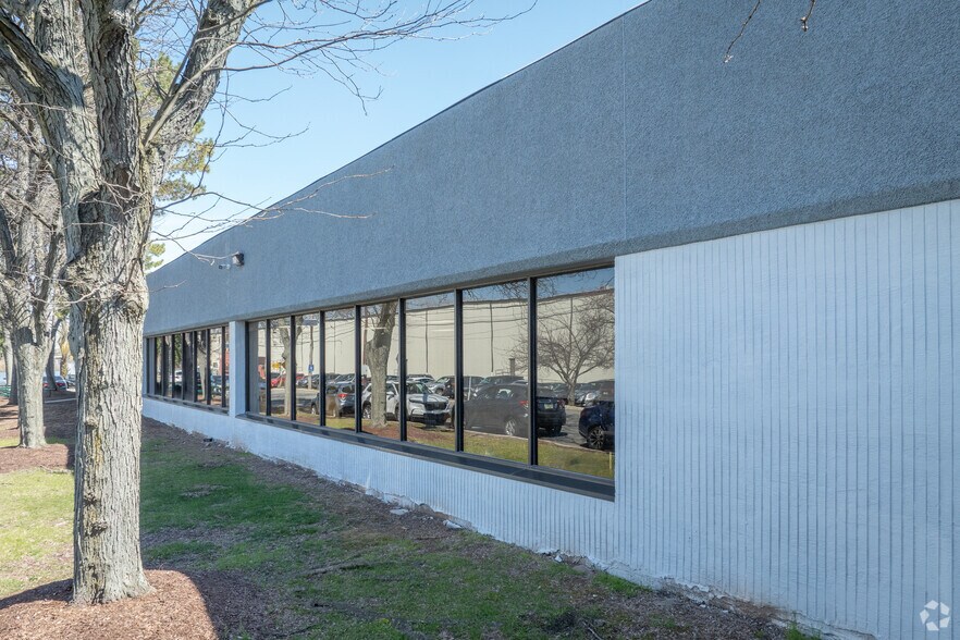 55 Metro Way, Secaucus, NJ à louer - Photo du bâtiment - Image 3 de 6