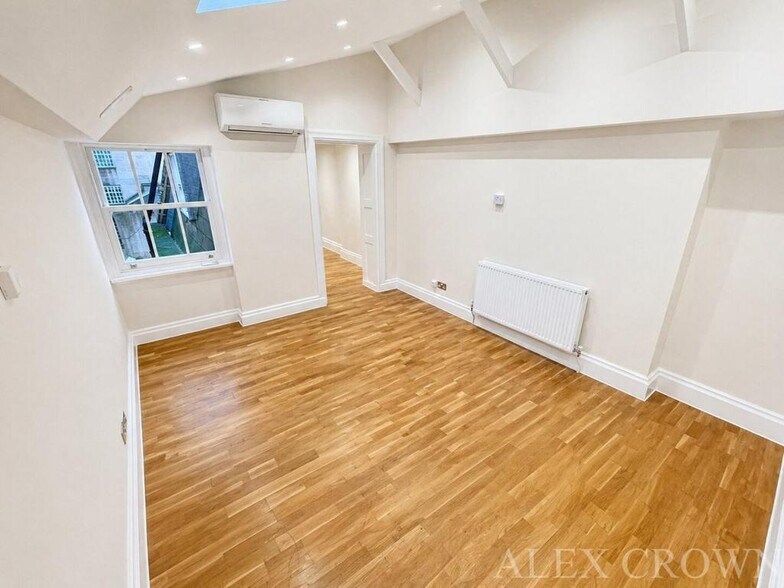 8 Duke St, London for lease - Building Photo - Image 3 of 20