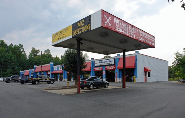 More details for 5350 University Pky, Winston-Salem, NC - Flex for Lease