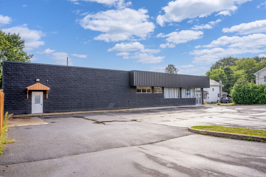 133 E Main St, Frankfort, NY à vendre - Photo du bâtiment - Image 3 de 19