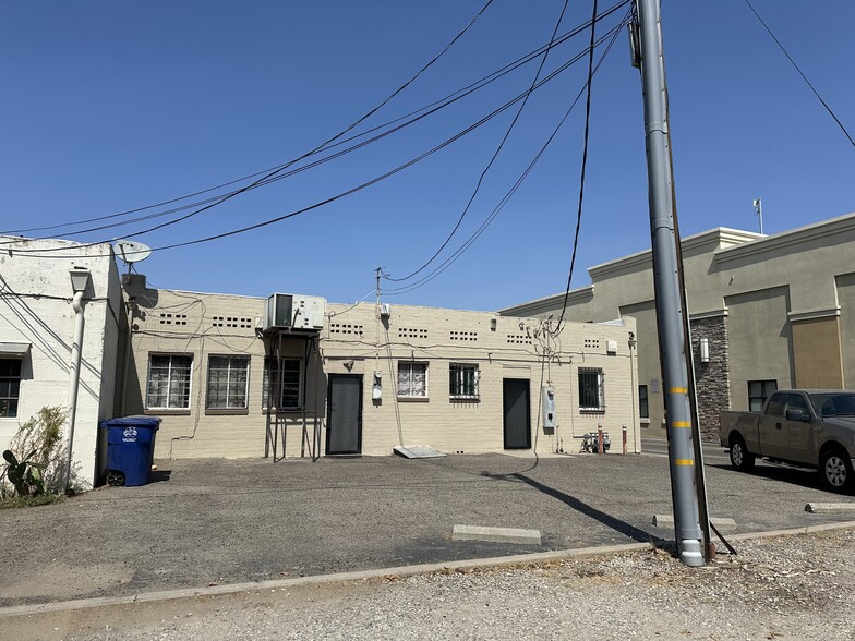408 E Yosemite Ave, Madera, CA for sale - Building Photo - Image 3 of 15