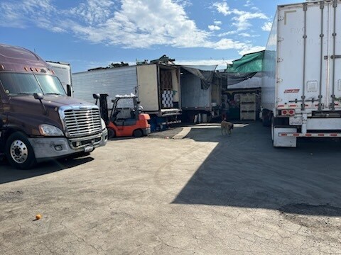 1400-1412 Lawrence St, Los Angeles, CA à vendre - Photo du bâtiment - Image 3 de 6