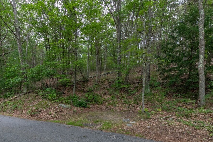 0 Brickyard, Athol, MA à vendre - Photo du bâtiment - Image 3 de 13