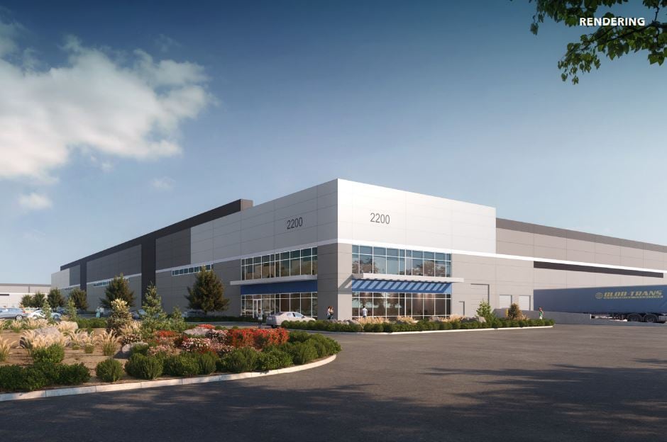 Comstock Commerce Center, Sparks, NV à louer Photo du bâtiment- Image 1 de 3