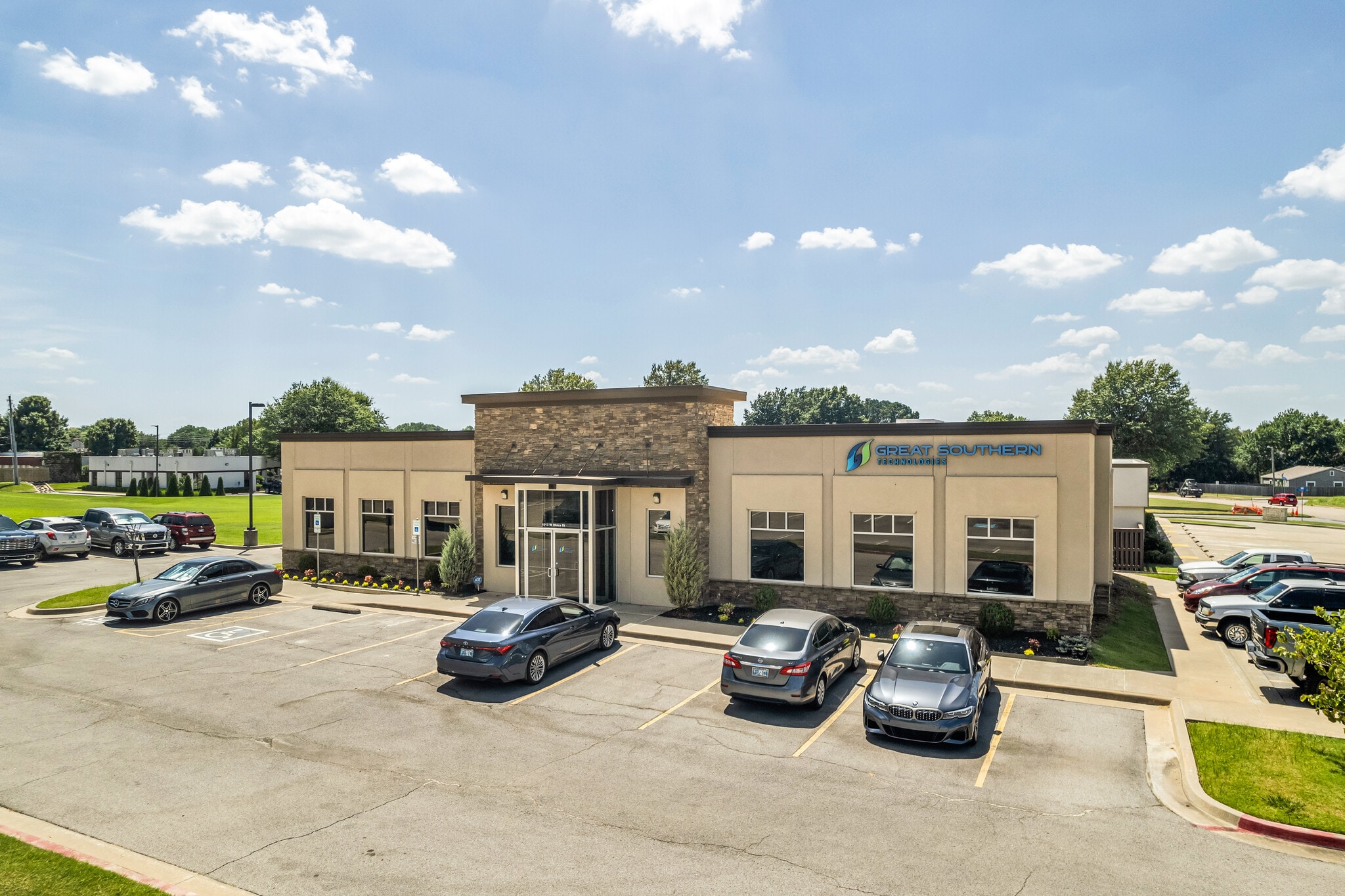 1013 W Ithica St, Broken Arrow, OK for sale Building Photo- Image 1 of 6