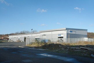 Plus de détails pour Leeds Rd, Huddersfield - Industriel à louer