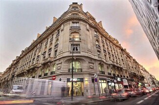 Plus de détails pour 5 Rue Jules Lefebvre, Paris - Bureau à louer