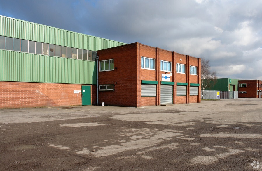 Midacre, Willenhall for lease - Building Photo - Image 3 of 4