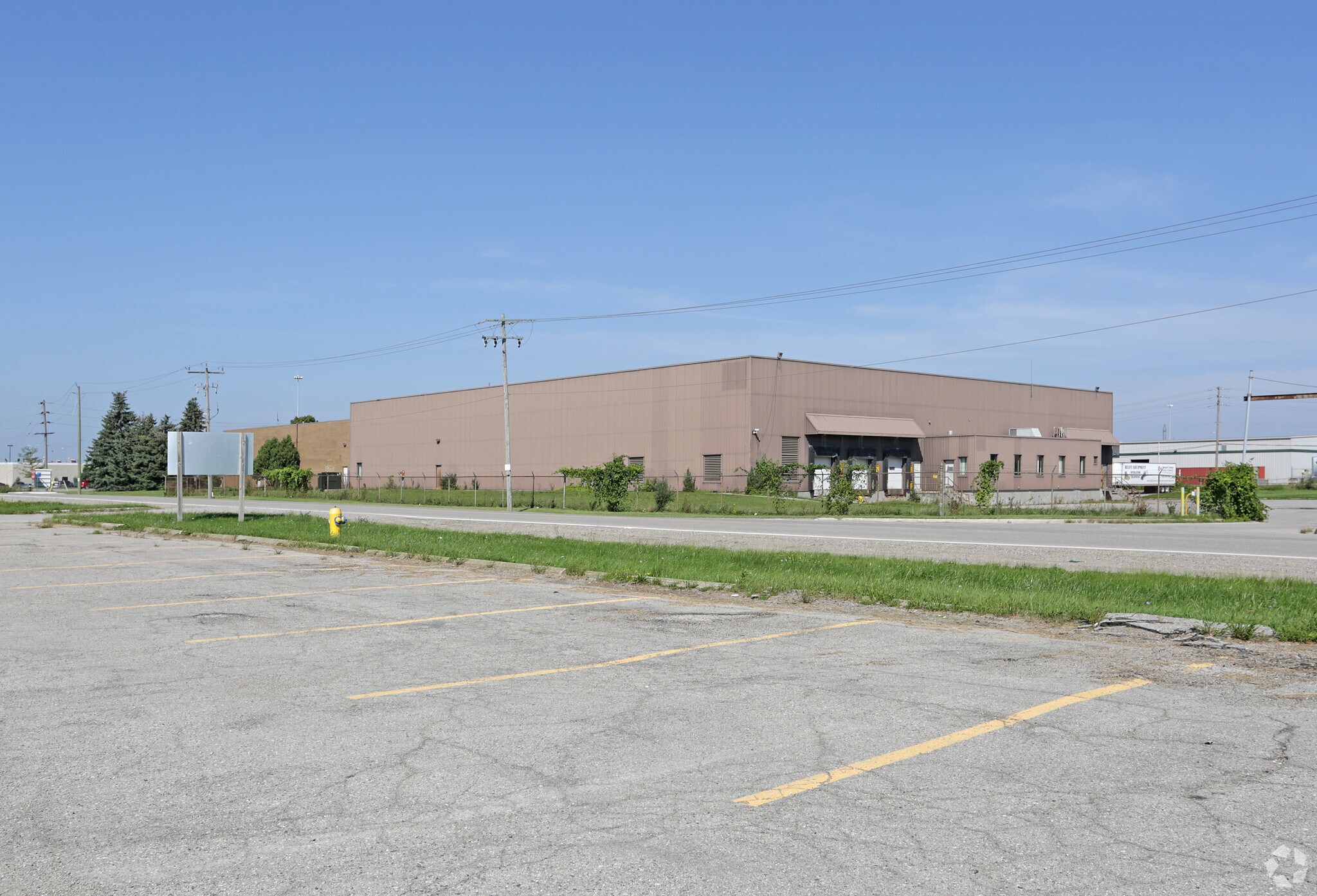 635 Wilton Grove Rd, London, ON for sale Primary Photo- Image 1 of 1