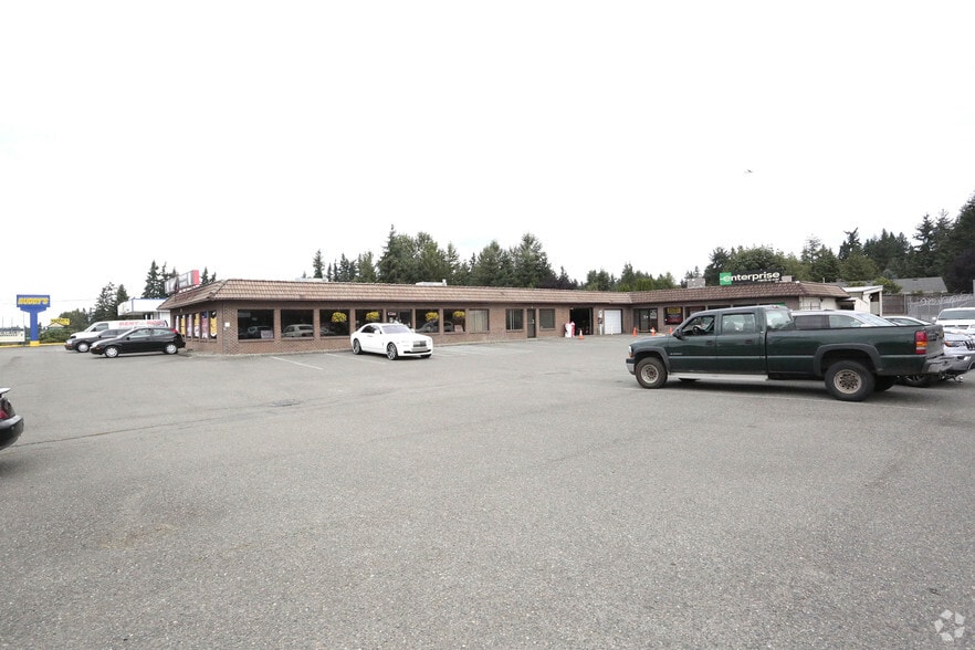 15011 Meridian E, Puyallup, WA à louer - Photo principale - Image 2 de 4