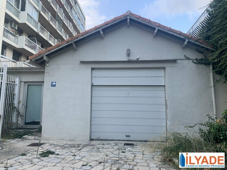 338 Avenue Du Prado, Marseille à vendre - Photo du bâtiment - Image 3 de 3