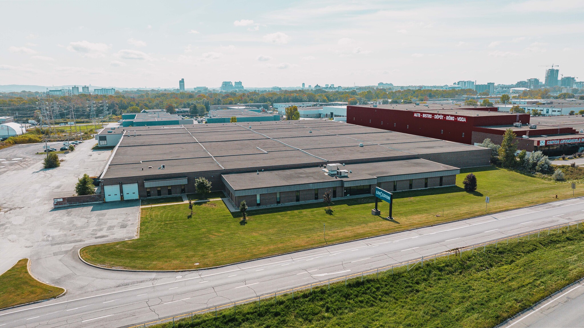 1616-1620 Sud Laval (A-440) Desste E, Laval, QC for sale Building Photo- Image 1 of 1