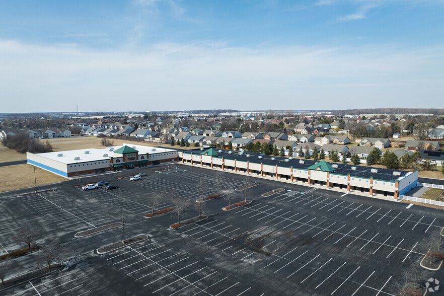 7430 Timberstone Dr, Findlay, OH for lease - Building Photo - Image 2 of 19