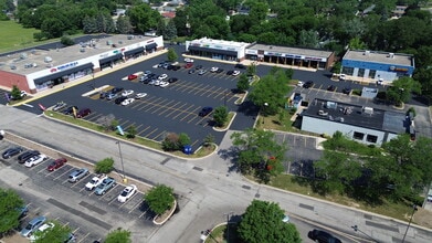 213-239 S Bolingbrook Dr, Bolingbrook, IL à louer Aérien- Image 2 de 4