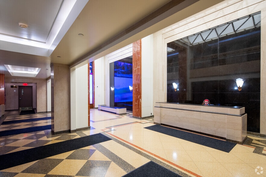 1608-1614 Walnut St, Philadelphia, PA for lease - Interior Photo - Image 3 of 10