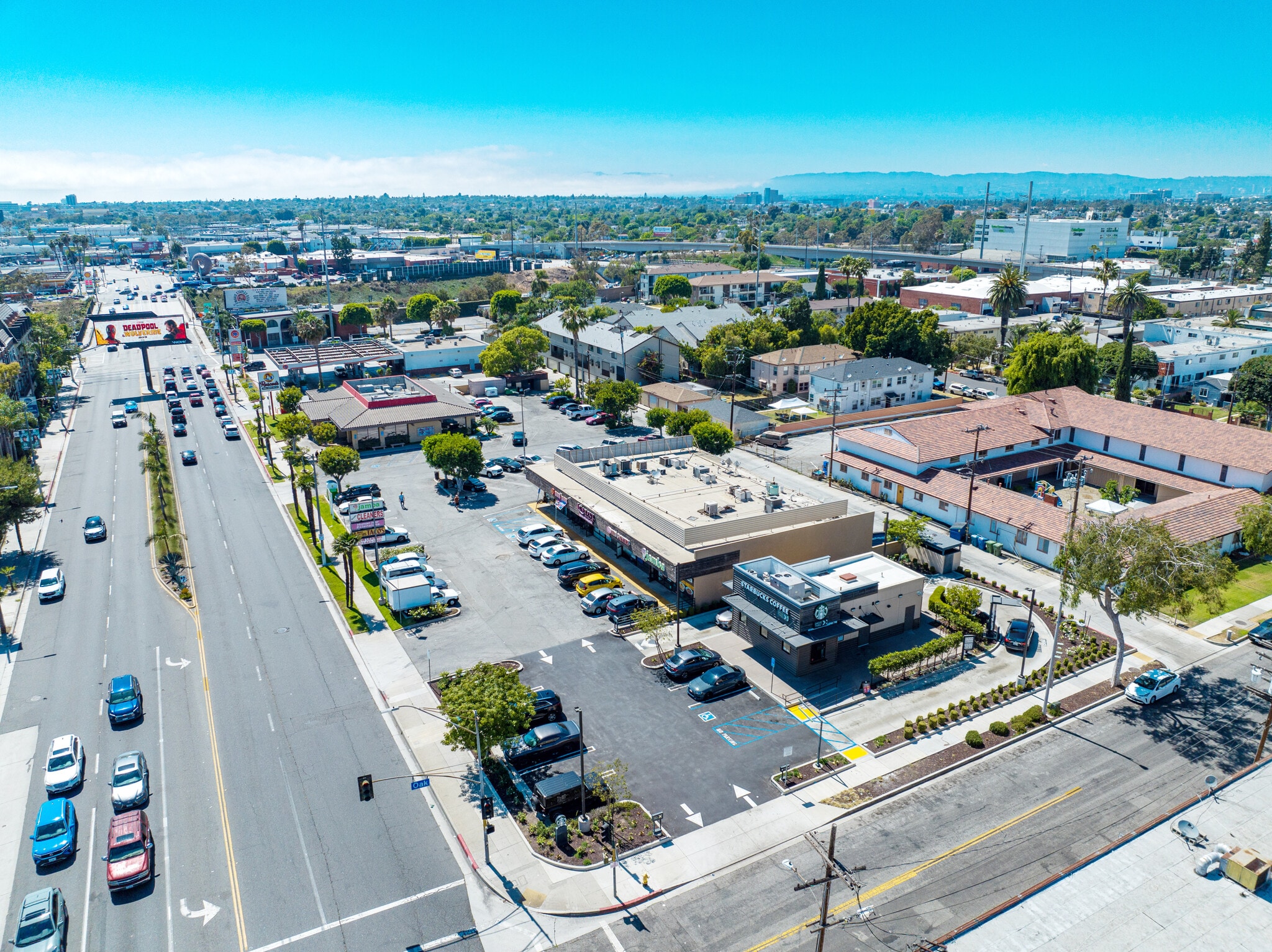 605-619 W Manchester Blvd, Inglewood, CA for lease Primary Photo- Image 1 of 104