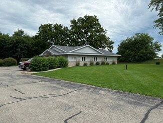 Plus de détails pour 1900 US Highway 51 And 138, Stoughton, WI - Commerce de détail à vendre