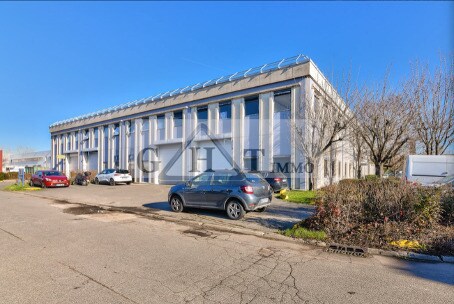 Industriel dans Aulnay-sous-Bois à louer Photo du bâtiment- Image 1 de 5