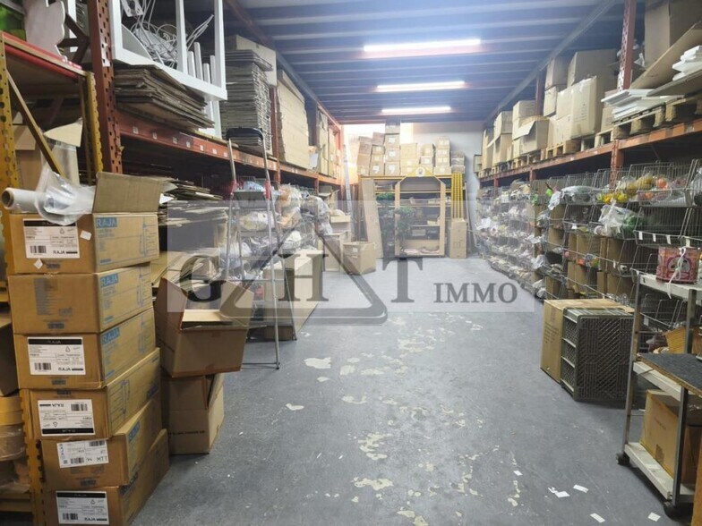 Industrial in Boissy-Saint-Léger for sale - Interior Photo - Image 2 of 10