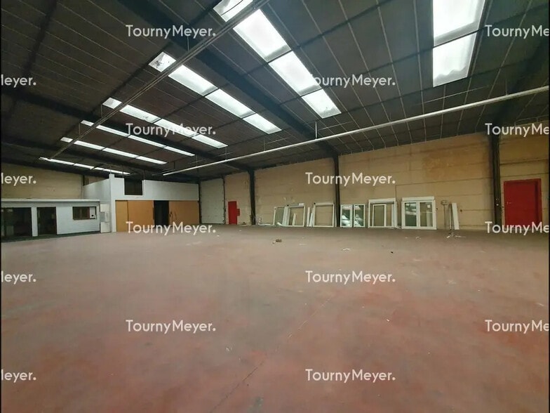 Office in Mérignac for lease - Building Photo - Image 2 of 7