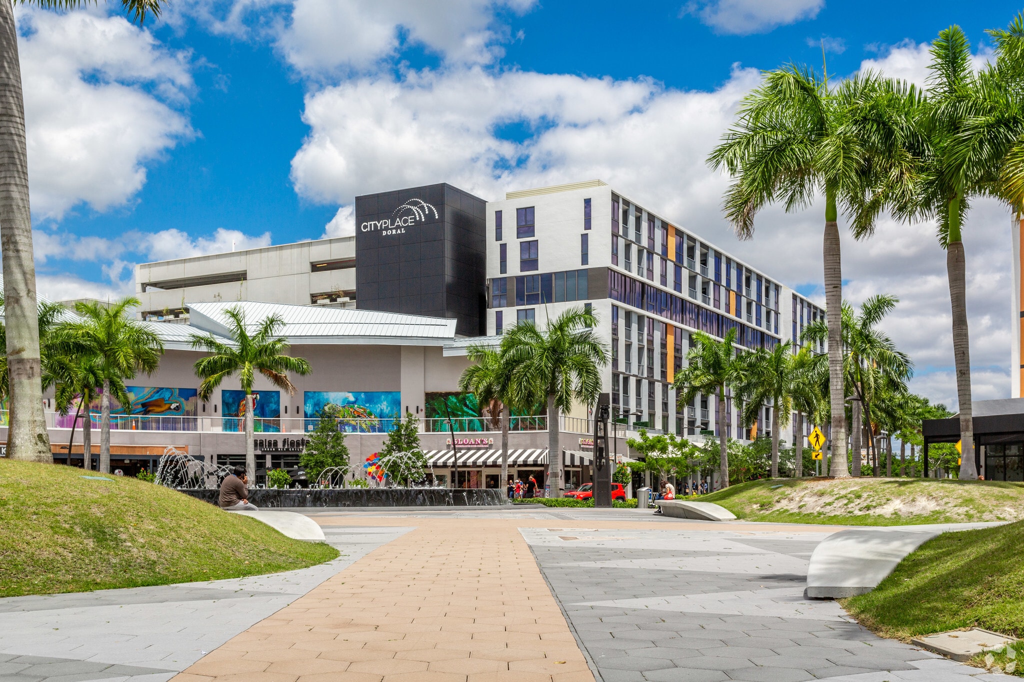 8500 NW 83rd Ave, Miami, FL à louer Photo principale- Image 1 de 7